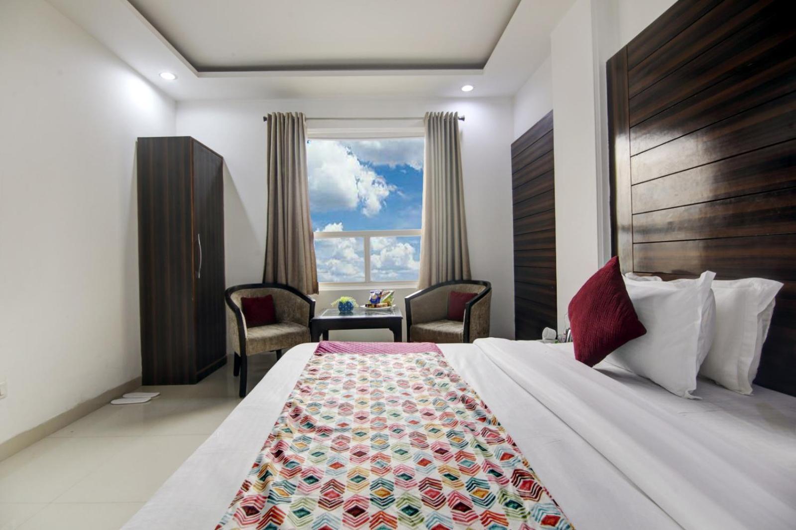 Hotel Devrana Delhi Airport Νέο Δελχί Εξωτερικό φωτογραφία